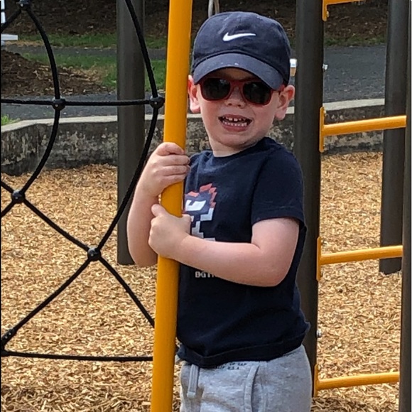 Meet your Posher, Perri - Picture 4 of 10